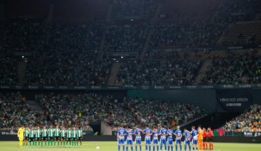 Pese a los atascos, ambientazo y fiesta en el estreno del Betis en La Cartuja