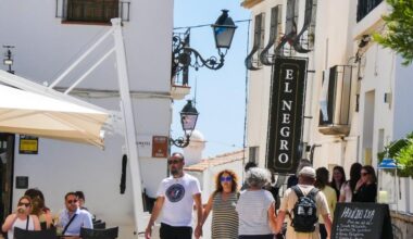La razón por la que molesta a los camareros cobrar por separado en una misma mesa del bar: «Siempre hay problemas»