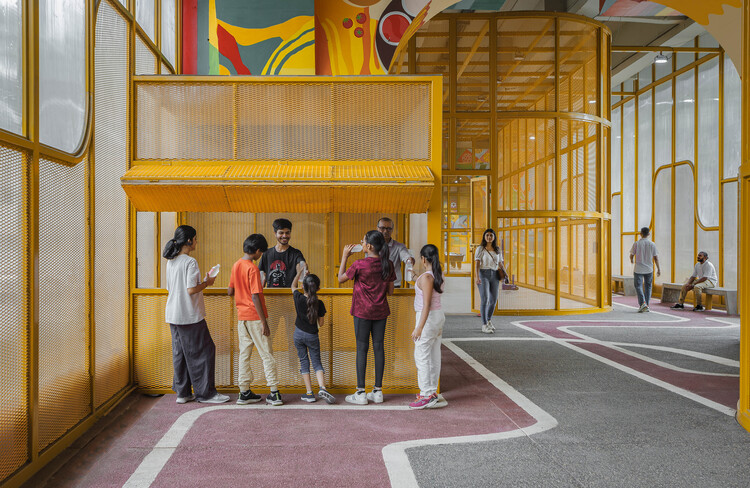 Renovación Under Space / AANGAN Architects - Fotografía interior, Escaleras