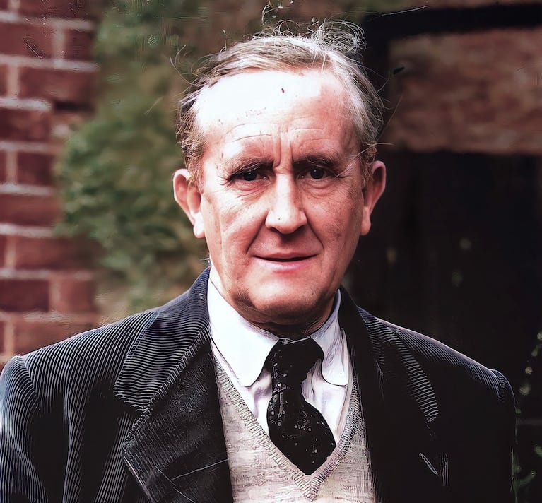 Tolkien escribió El Hobbit, suerte de precuela de El señor de los anillos, en 1937, y tuvo un éxito inmediato.  (Foto: Sociedad Tolkien)