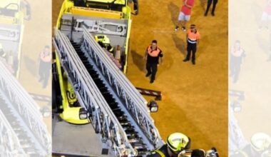 La Plaza de Toros de El Puerto se convierte en una trampa para una decena de personas