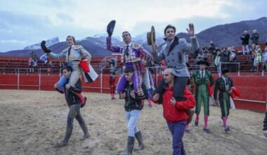 Hermoso de Mendoza, Román y Tristán Barroso, el 14 de septiembre en Pesaguero