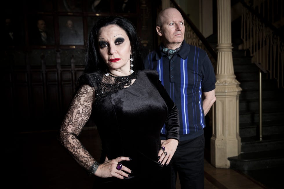 posado del grupo musical fangoria con alaska y nacho canut