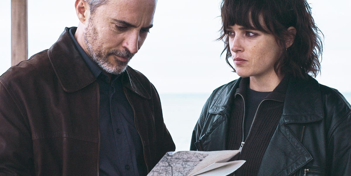 Teaser tráiler de 'Un fantasma en la batalla', el nuevo thriller político sobre ETA de Netflix que supone el regreso de Agustín Díaz Yanes con sello de J. A. Bayona