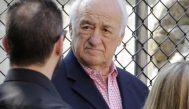 Jerry Adler, estrella de 'The Sopranos' y veterano de Broadway, muere a los 96 años