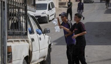 Grupos de ayuda piden a Israel que detenga el "uso con fines bélicos" de la ayuda en Gaza