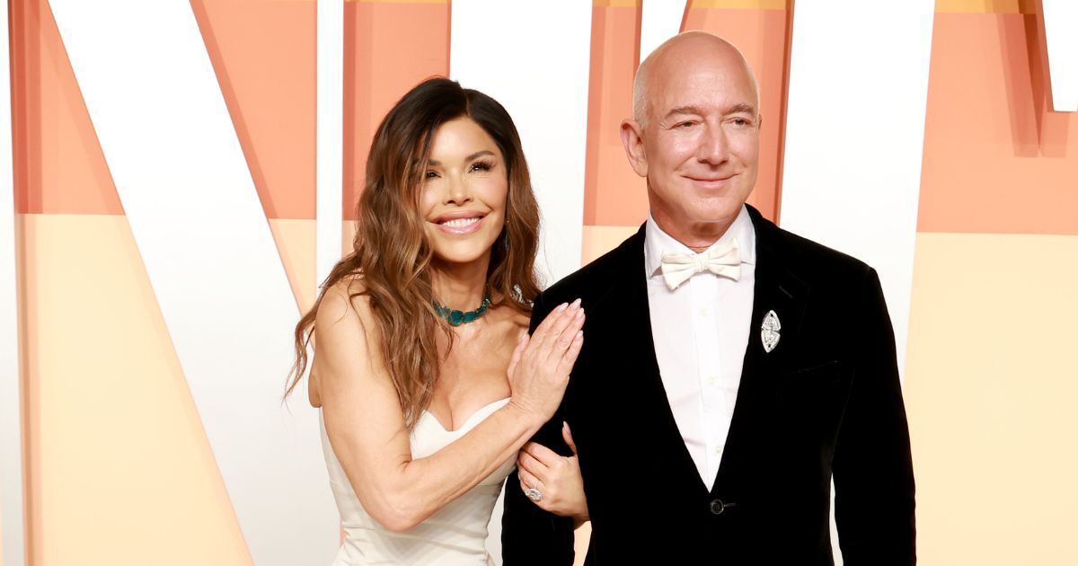 Jeff Bezos exige a su cuñado pago millonario por filtrar fotos íntimas