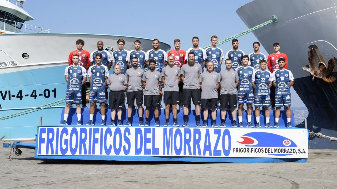 El Balonmán Cangas se conjura de cara a la próxima temporada - La Voz de Galicia