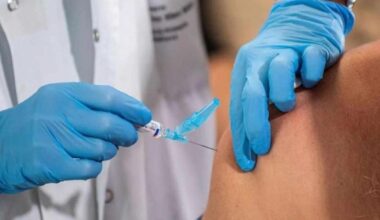 Castilla y León vacunará este otoño a todos los mayores de las residencias frente al virus respiratorio sincitial