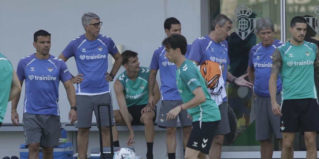 El Betis inscribirá a todos sus jugadores antes del inicio de LaLiga
