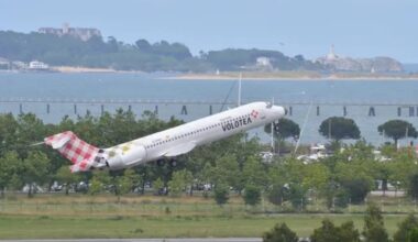 Volotea anuncia un vuelo permanente Granada-Santander con dos frecuencias semanales