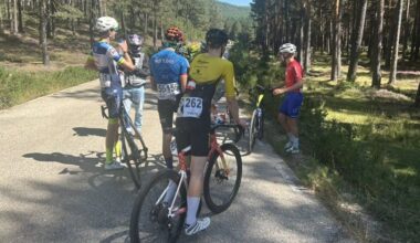 Fallece un ciclista de 17 años en una caída masiva en la Vuelta Junior a la Ribera del Duero