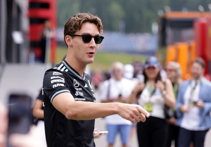 Russell aún no fue definido en Mercedes. (REUTERS/Gintare Karpaviciute)