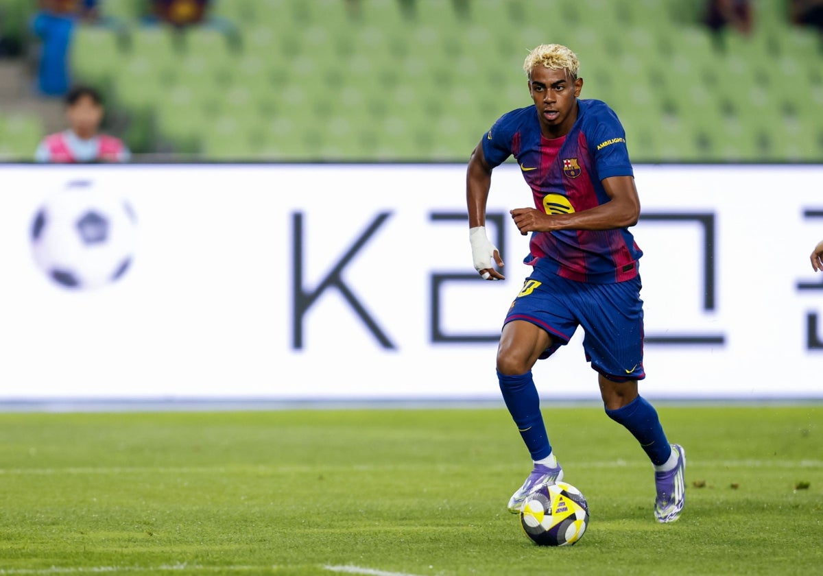 Lamine Yamal, durante un partido del Barcelona