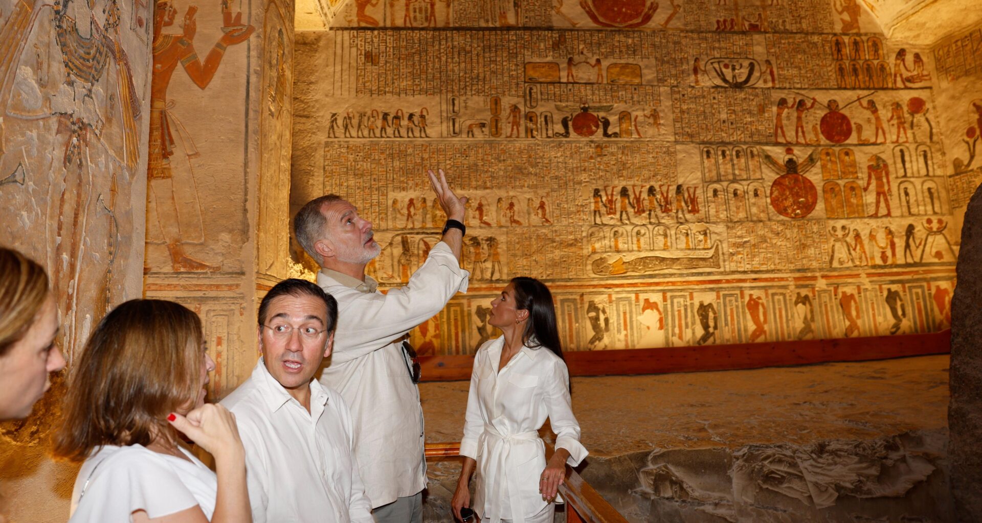 Los reyes concluyen su viaje a Egipto con la visita de excavaciones arqueológicas