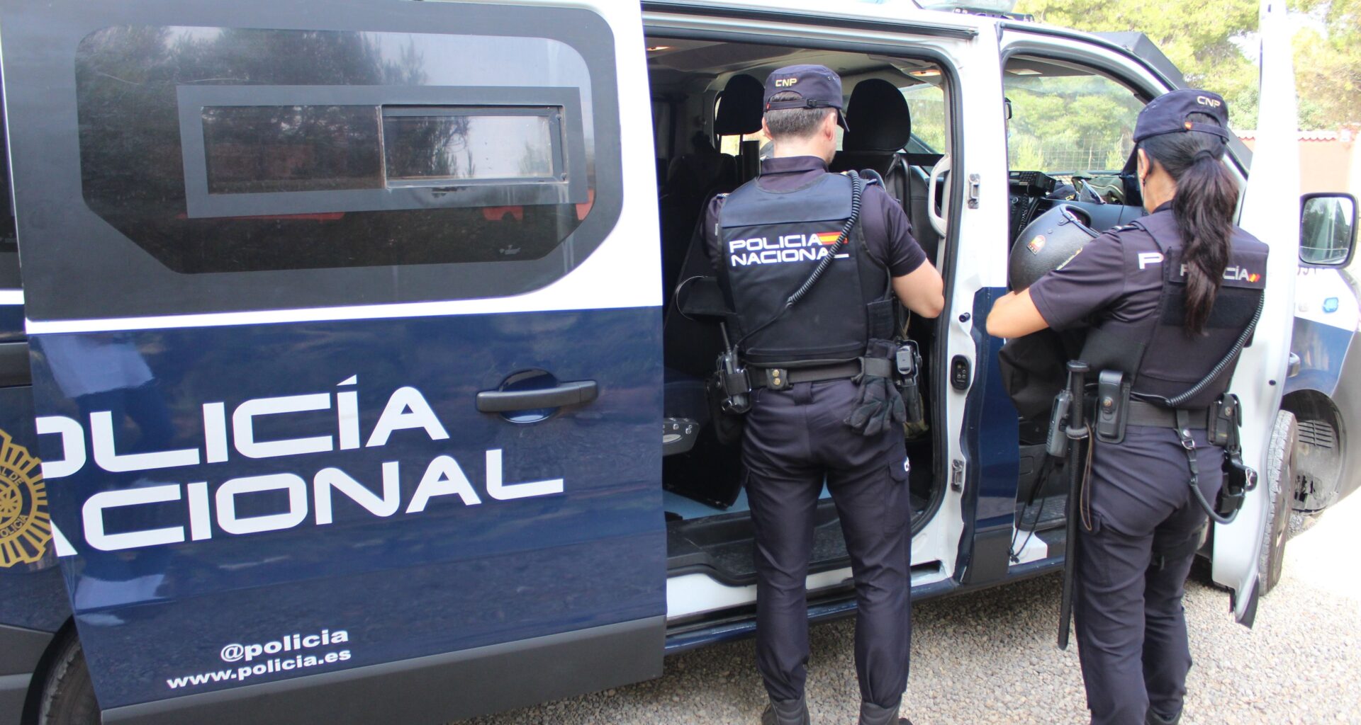 Liberado un secuestrado en un piso de Madrid tras pedir auxilio lanzando servilletas por la ventana