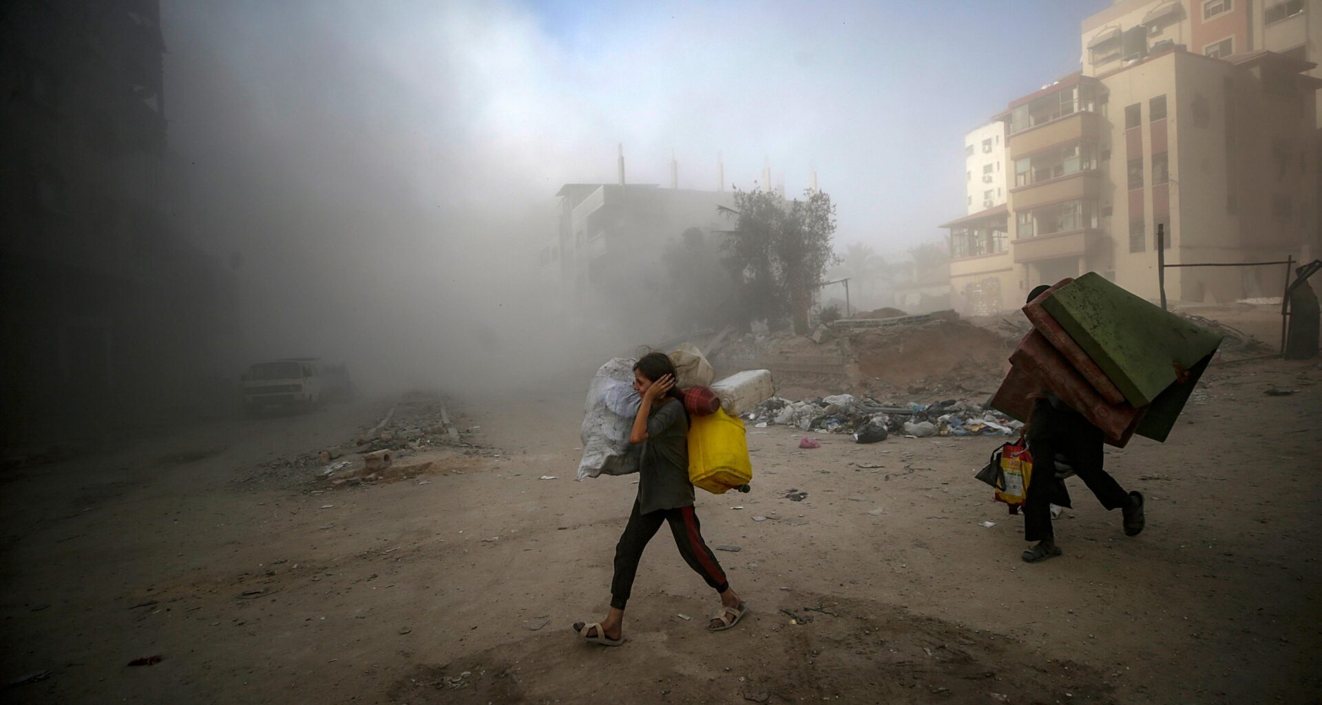Israel introduce más tanques en Ciudad de Gaza