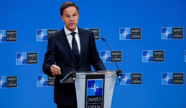 La OTAN advierte a Rusia de que se defenderá de cualquier amenaza