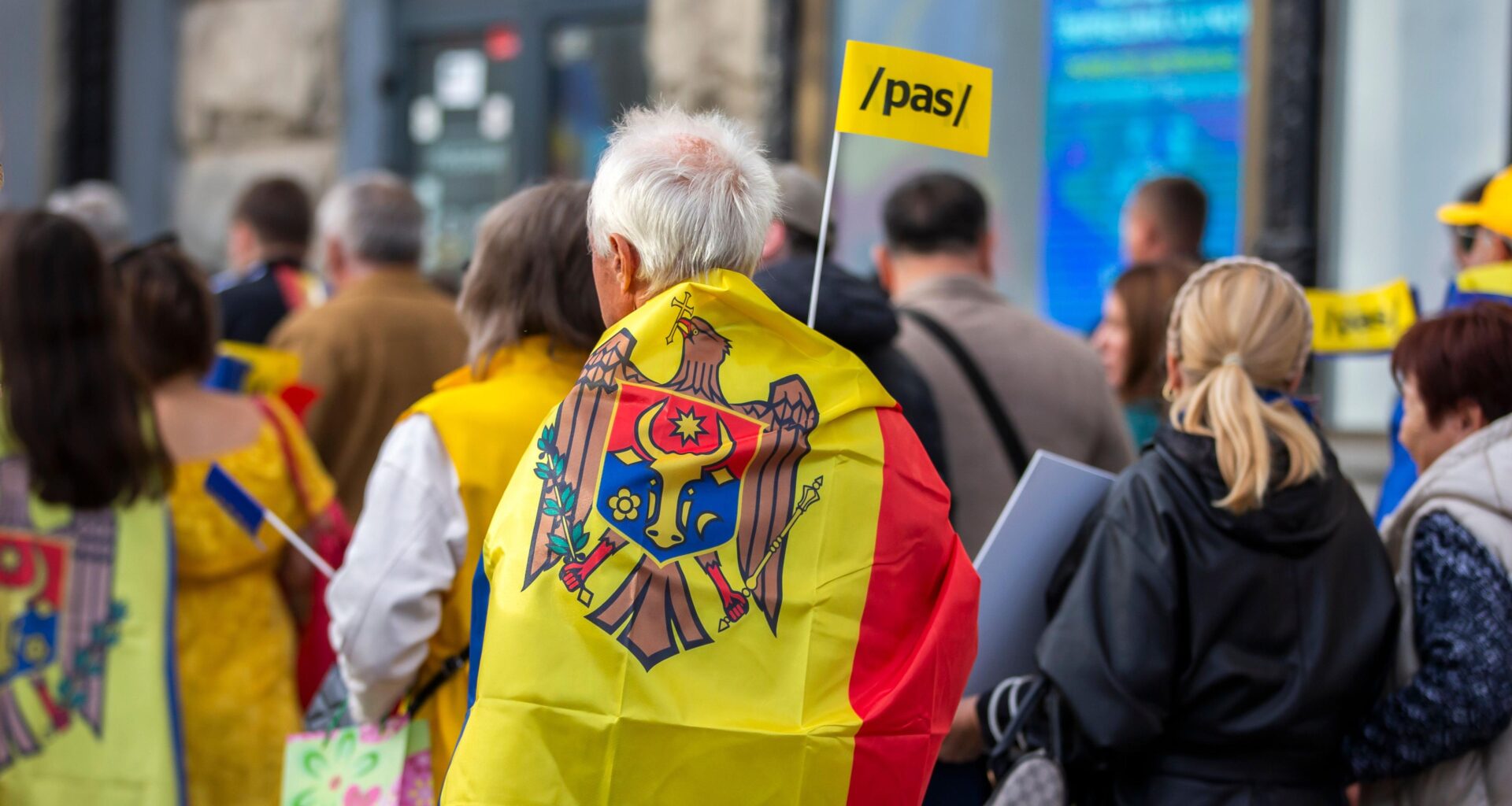 Los proeuropeos ganan las elecciones parlamentarias en Moldavia