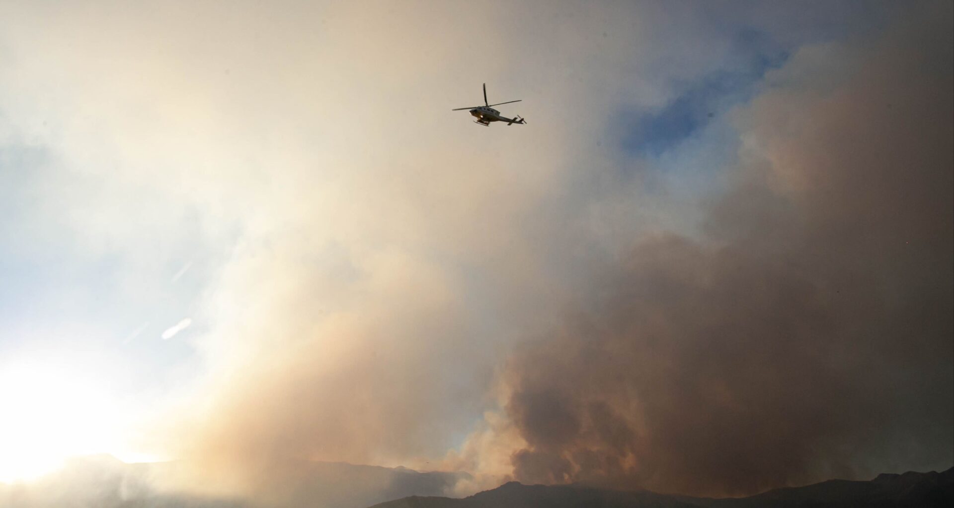 El incendio de Peñalba, Guadalajara, entra en Segovia