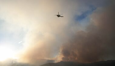El incendio de Peñalba, Guadalajara, entra en Segovia