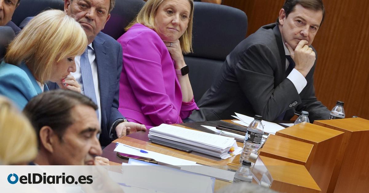 Mañueco, sobre el consejero de Medio Ambiente de Castilla y León cuestionado por los incendios: "Sí, le apoyo"