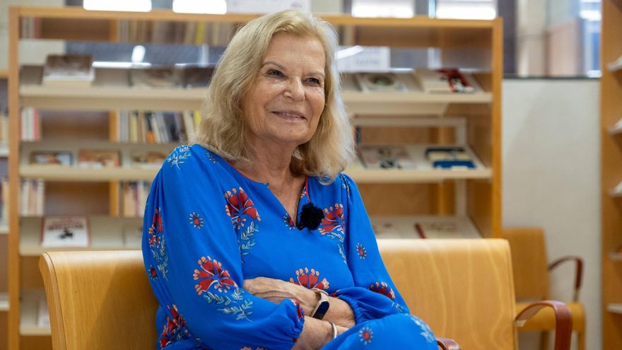 La escritora mallorquina Carme Riera, este miércoles en la biblioteca Can Sales