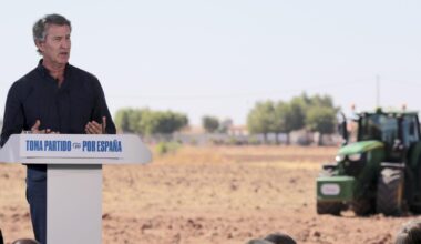 El líder del PP, Alberto Núñez Feijóo durante la clausura de una jornada sobre el sector primario celebrada este domingo en Membrilla.