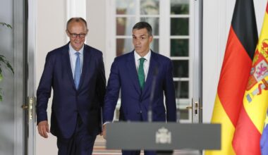 Sánchez y Merz tras el encuentro que han tenido este jueves en La Moncloa.