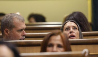 Miriam Nogueras, durante el pleno de la toma en consideración de la proposición de PSOE y Junts para delegar las competencias en inmigración.