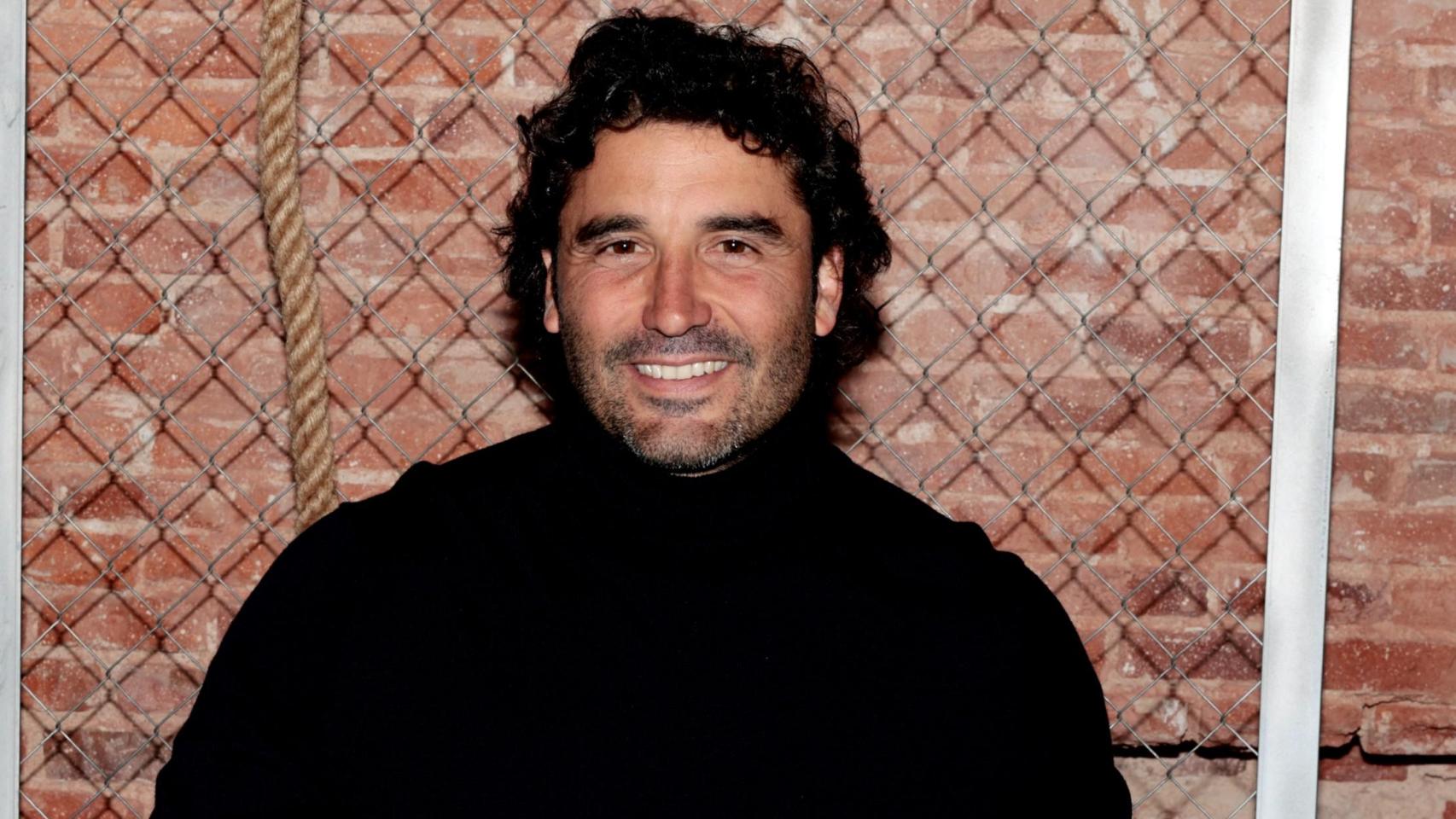 El actor Álex García en una fotografía tomada en febrero de 2024, en Madrid.