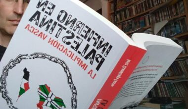Aritz Usandizaga analiza en su primer libro la implicación vasca en el problema de Palestina
