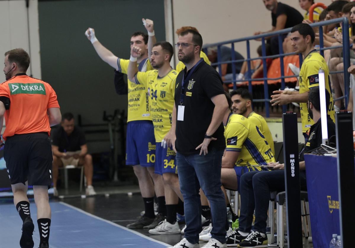 El Bidasoa tiene un colchón de nueve goles para entrar en Europa