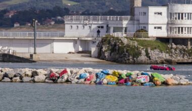 Los grafitis, un elemento más del paisaje urbano de Santander