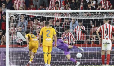 Sporting de Gijón 3-4 Albacete | El equipo rojiblanco pierde la cabeza