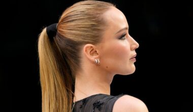 Jennifer Lawrence recibe el Premio Donostia en un festival marcado por las protestas a favor de Gaza