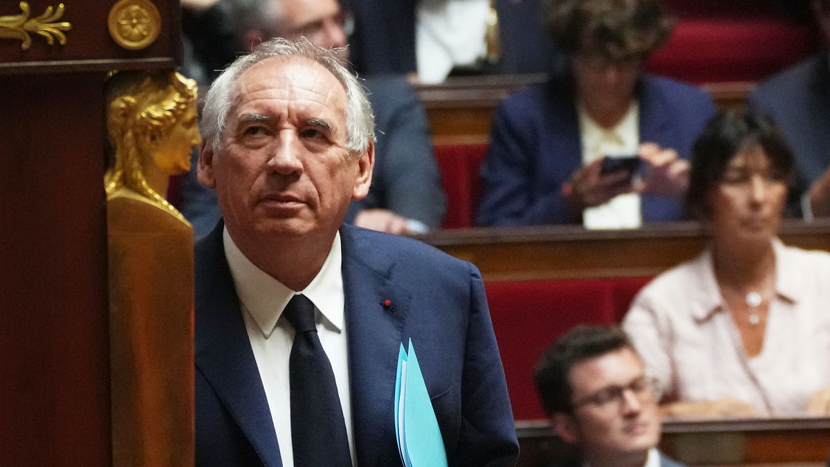 Cae el Gobierno de Francia: Bayrou pierde la moción de confianza
