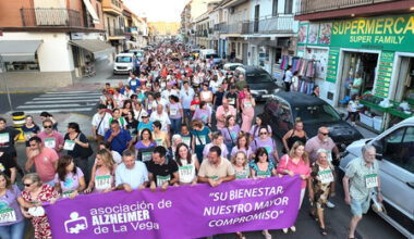 Apoyo vecinal e institucional a la VIII Marcha por la Memoria, La Rinconada con el Alzheimer