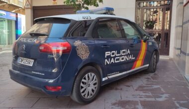 Prisión provisional para el joven acusado de matar a una funcionaria y recrear con su padre un incendio para encubrirlo