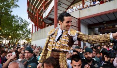El toreo caro de Ortega, fino tributo para el Príncipe