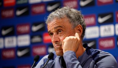 Luis Enrique, hospitalizado tras romperse la clavícula en una caída en bicicleta