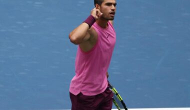 Carlos Alcaraz, sin despeinarse, a semifinales del US Open