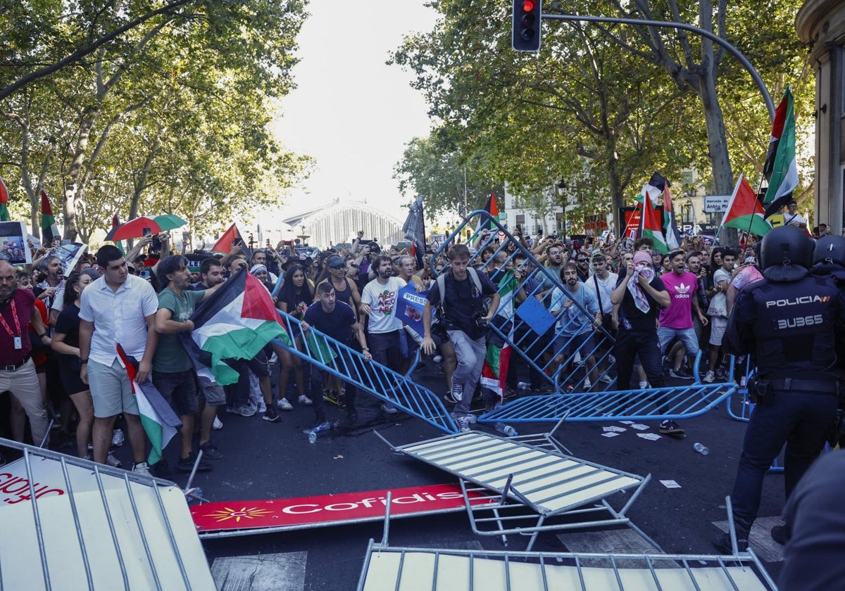 Protestas contra Israel durante la última etapa de la Vuelta en Madrid