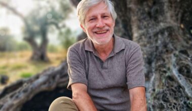 «Eloy de la Iglesia es incómodo y tiene un lado oscuro»