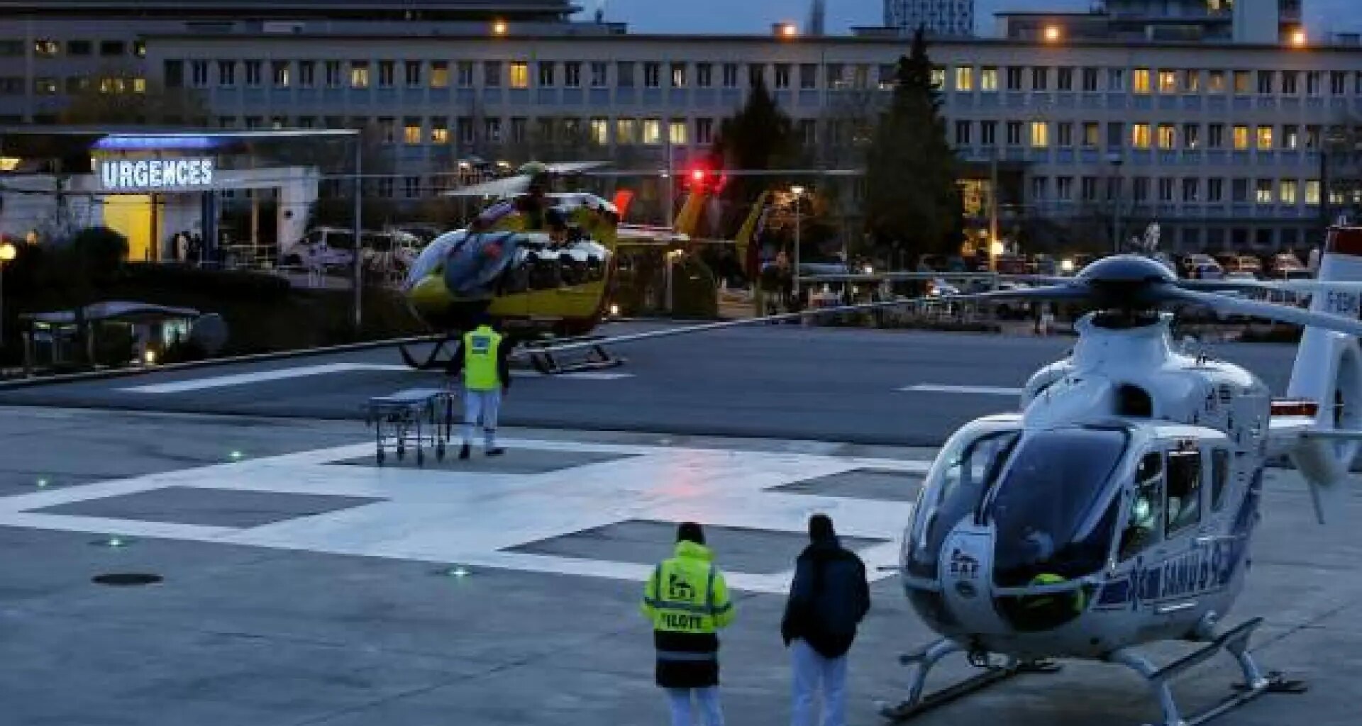 Francia pide a sus hospitales prepararse para asistir "a miles de soldados" en caso de guerra en Europa antes de marzo de 2026