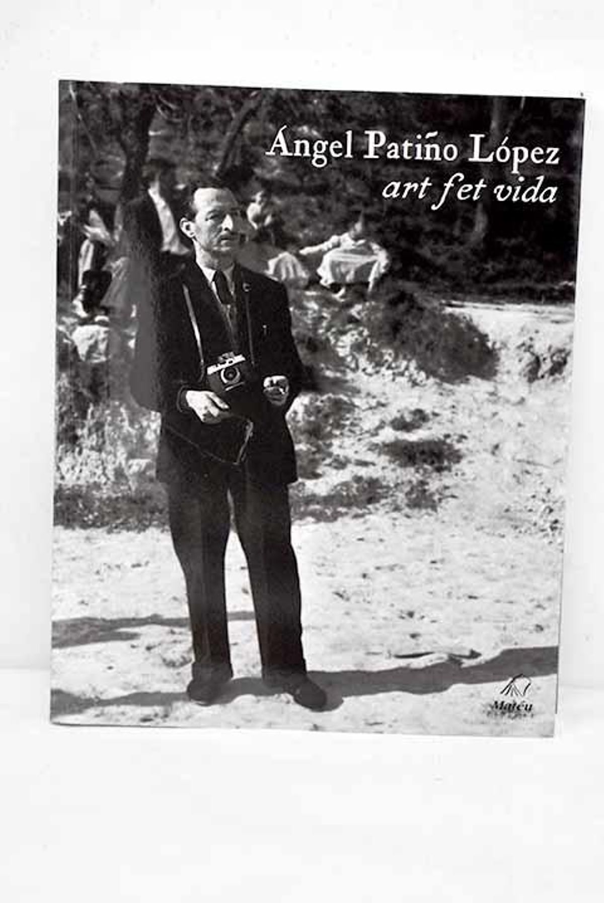 Ángel Patiño López, en un libro editado en Xàtiva.