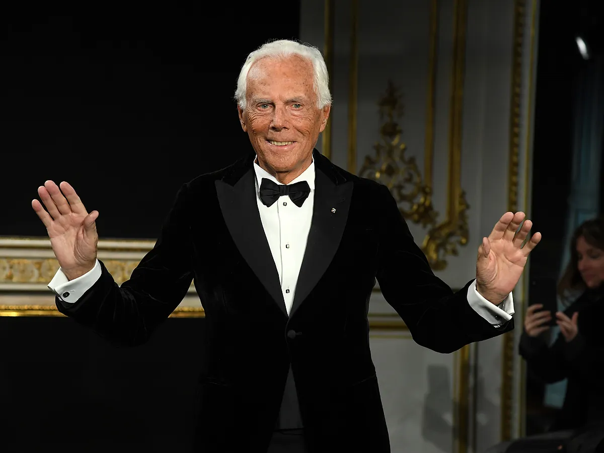 Muere Giorgio Armani a los 91 años: el diseñador de los yuppies de los 80 en general y de los trajes de chaqueta en particular - El Mundo