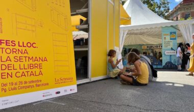 Toni Sala anima al lector a ir a la Semana del Libro, uno de los pocos lugares públicos del mundo donde la catalanidad está normalizada y celebrada con orgullo y justicia