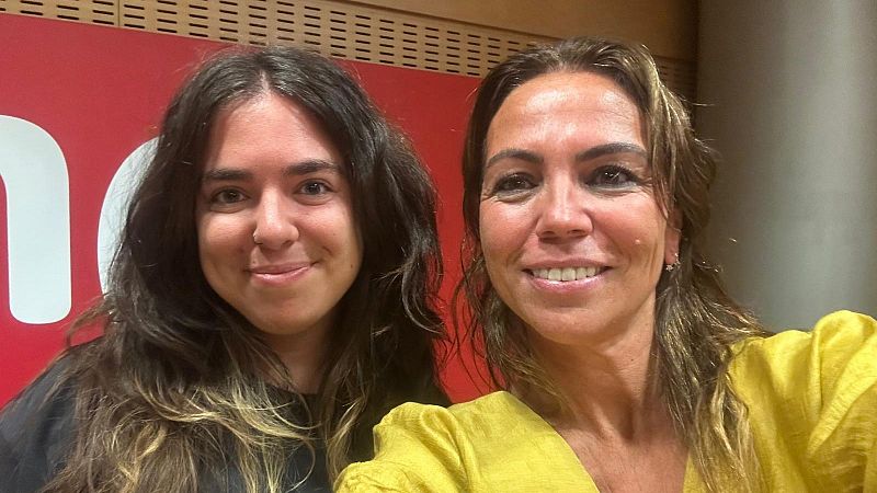 Libros de arena - Sara Riveiro y 'Hay un gato'