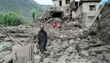 Lucha contra el reloj para encontrar supervivientes del mortal terremoto en Afganistán